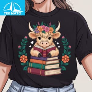 Cute Baby Highland Cow Reading Book Bookworm Shirt3