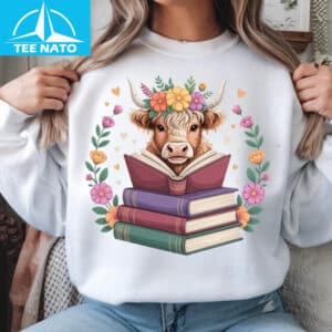 Cute Baby Highland Cow Reading Book Bookworm Shirt6